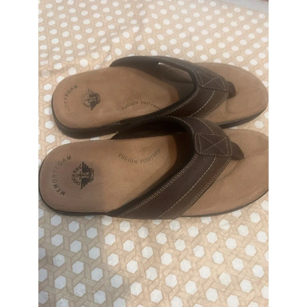 Dockers Laguna Thong Sandal Men's Shoes Dark Tan Size 11M